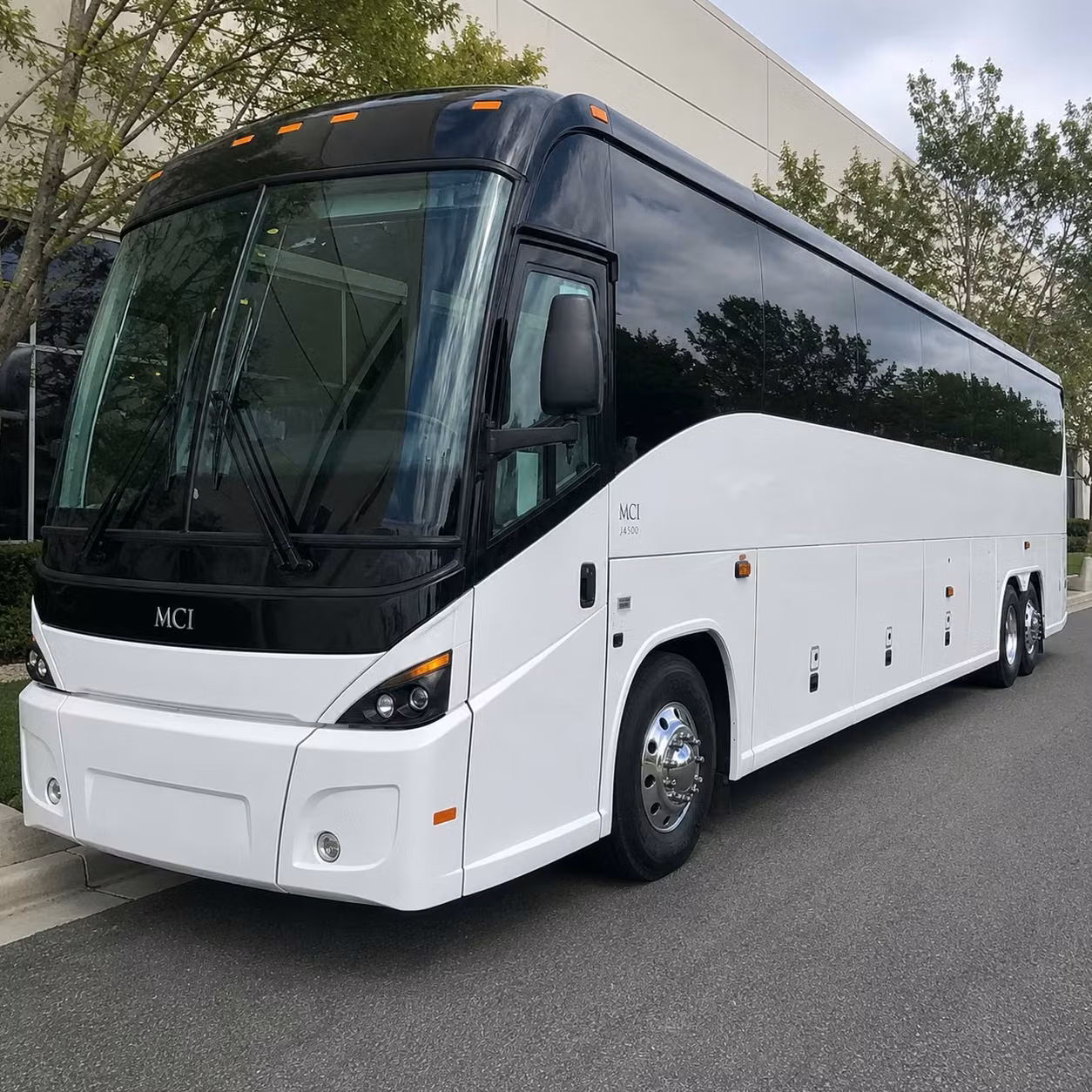 multi day charter bus rentals for tulsa groups traveling farther