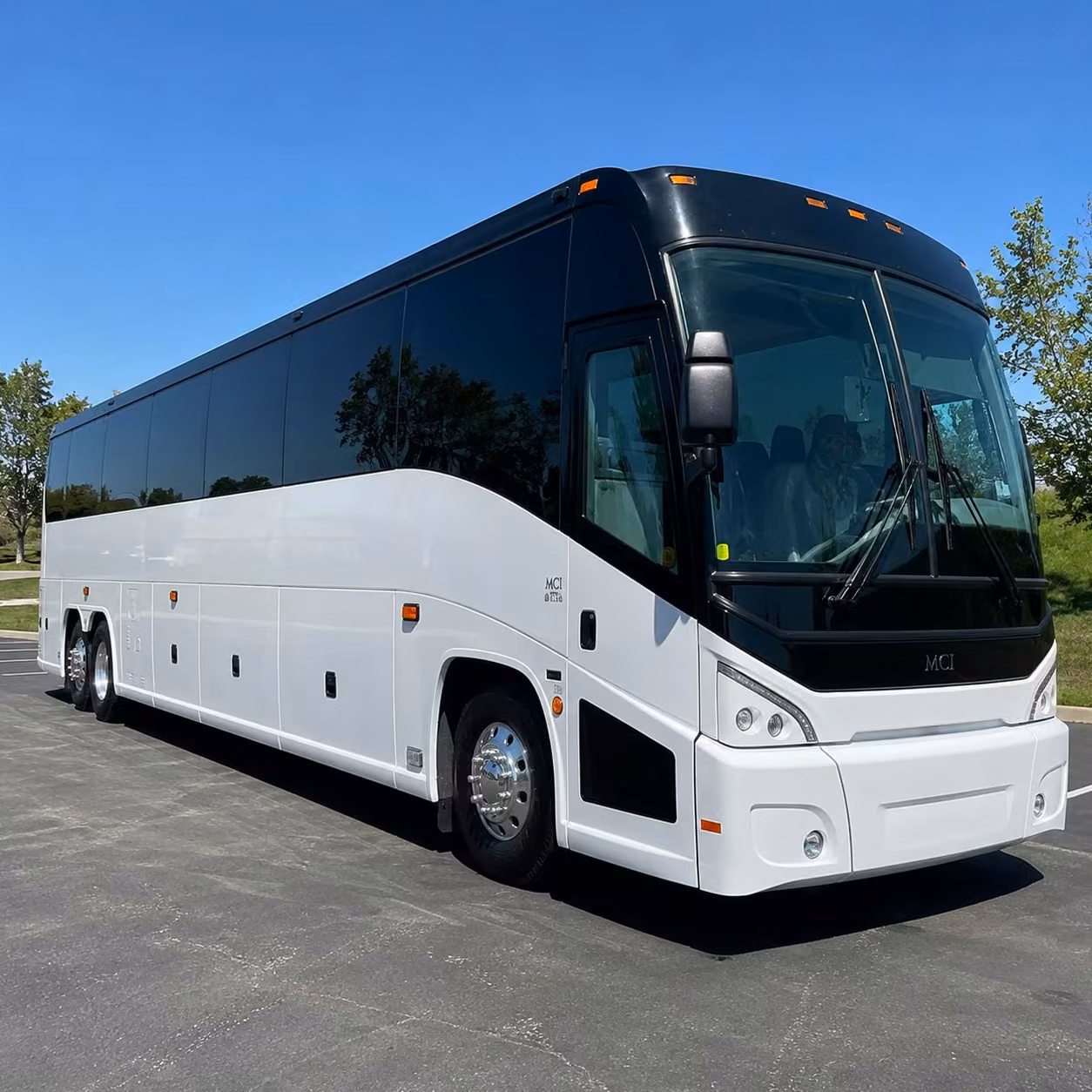 shuttle bus rentals for wedding guests arriving at tul