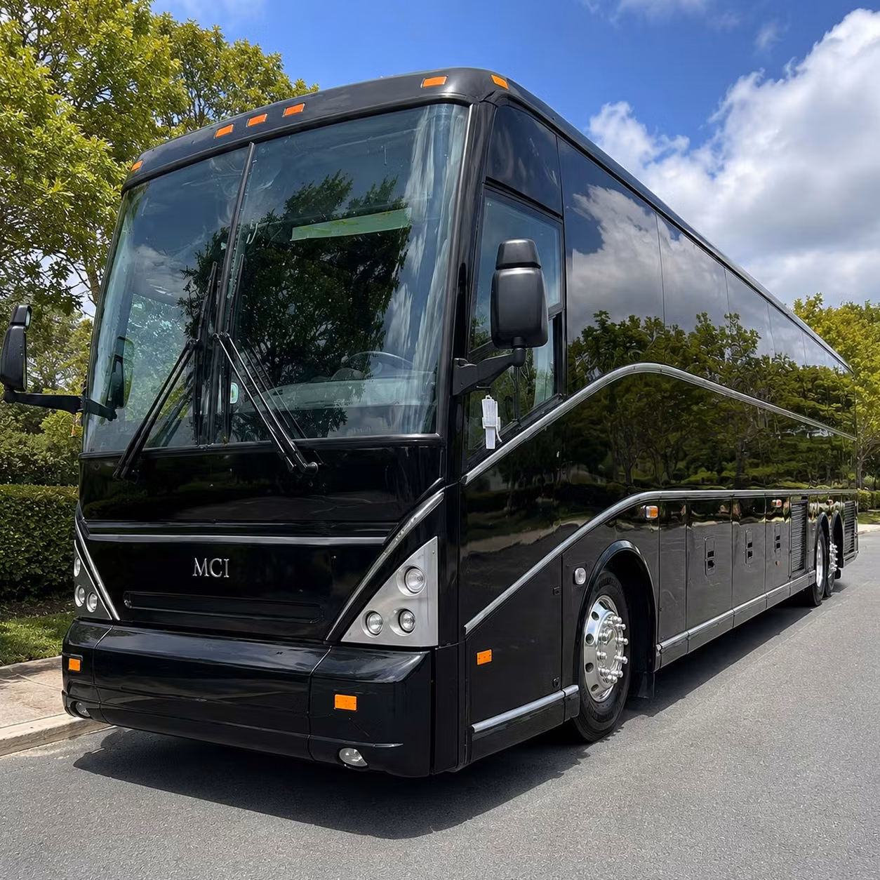 tulsa concert and sporting event transportation that keeps your group together